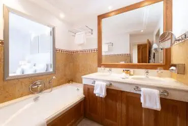 Diamant Suite bathroom Saint-Tropez